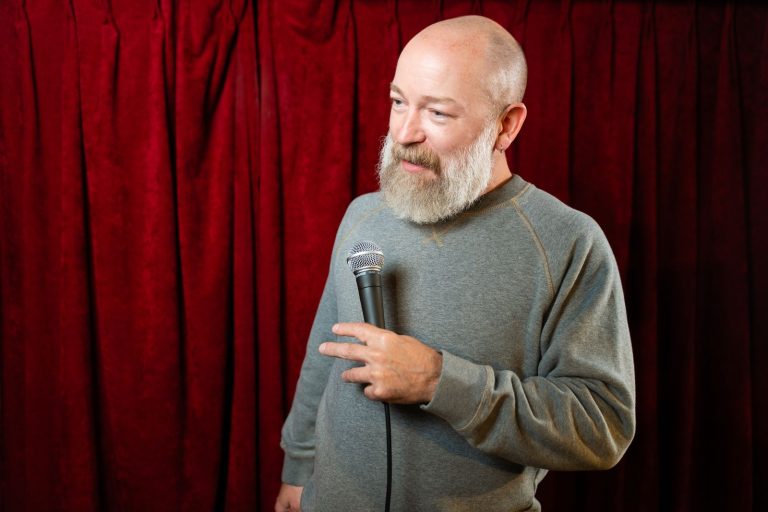 Kyle Kinane - Quezada&rsquo;s Comedy Club & Cantina